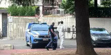 Uomo trovato morto, un altro soccorso in residence Prato