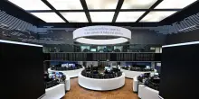 Borsa: Europa ancora incerta, future Usa negativi, Milano +0,9%