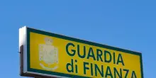 'Case pollaio' a Gallipoli, 9 turisti in 50 metri quadri
