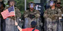 Los Angeles, blitz di agenti federali in un parco cittadino