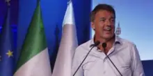 Renzi apre la 'tenda riformista' e guarda a Forza Italia