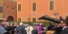 A tre anni dall'omicidio celebrato il funerale di Alice Neri