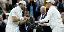 Wimbledon: Dimitrov domina ma si ritira per infortunio. Sinner va ai quarti: 'Non mi sento il vincitore'