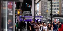 Giovane spara a Times Square, ferisce tre persone