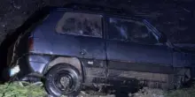 Auto nel torrente: continuano ricerche dell'uomo disperso. Forte piogge nella notte su Milano, preoccupa il Lambro