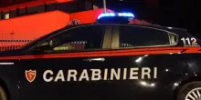 Auto non si ferma all'alt, 2 carabinieri feriti in inseguimento