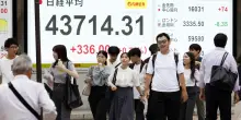Borsa: Asia in calo, timori per indipendenza Fed