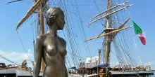 'Gesti scolpiti', Jago al Parco archeologico di Taormina