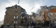 Ucraina sotto attacco, colpita Kiev: almeno 19 morti, tra cui 4 bambini, nei raid russi