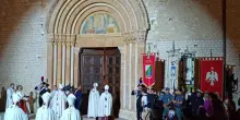 Parolin ha aperto la Porta Santa della 731/a Perdonanza