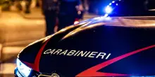 'Cambia cognome', minacce e insulti alla figlia omosessuale