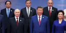 Putin in Cina: 'La crisi in Ucraina scaturita da un colpo di Stato, soluzione solo con un equilibrio di sicurezza'