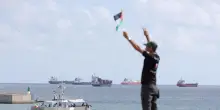 Salpata da Barcellona verso Gaza la Global Sumud Flotilla, Greta: 'Come può il mondo tacere?'
