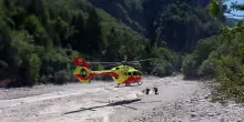 Precipita sulla ferrata e muore davanti a moglie e tre figli