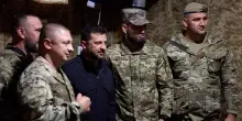 Zelensky: '40 missili e 580 droni contro l'Ucraina, tre i morti'