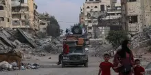 Idf, 700.000 palestinesi fuggiti da Gaza City verso sud