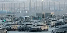Media, 'notte infernale a Gaza, almeno 20 morti nei raid'
