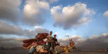 Continua l'evacuazione dei palestinesi da Gaza LE FOTO