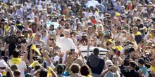 Il Papa ai giovani, "non dobbiamo sciupare la vita"