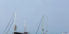 Flotilla: 'Colpiti da sospetto drone'. Ma la Tunisia smentisce