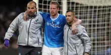NAPOLI. Lesione muscolare di alto grado per De Bruyne: stop di 3-4 mesi. Il 2025 del belga è già terminato