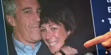 Ghislaine Maxwell, ex socia di Epstein: “Sa tutto, deve parlare”. L'ex avvocato chiede immunità