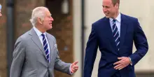 Carlo zittisce William sul ritorno di Harry nel Regno Unito: “Sono io il re, non tu”