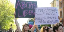 Sicurezza e aborto che passi indietro. Bene la stretta sui femminicidi