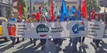 "Uniti per un lavoro sicuro": il corteo del Primo maggio nelle vie di Domodossola