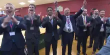 UK, elezioni suppletive a Runcorn: vince il partito di Farage. L'esultanza del leader