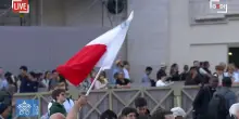 Conclave, seconda giornata di votazioni. Attesa la seconda fumata - la diretta