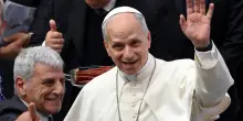 Zelensky sente Papa Leone XIV e lo invita a Kiev. Il Pontefice ai giornalisti: disarmiamo le parole
