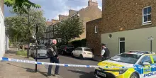 Londra, incendio nella casa del primo ministro Starmer: danneggiato l’ingresso, nessun ferito