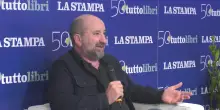 "Mangiavo lumache e bevevo dagli stagni", Antonio Albanese presenta il suo primo romanzo