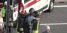 Bus con scolaresca contro un camion nel comasco, i soccorsi ai bambini