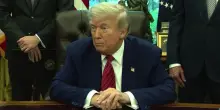 Trump: "Non cerco l'accordo con l'Europa. I dazi sono stabiliti e sono del 50%"