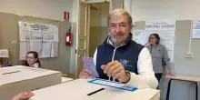 Elezioni comunali a Genova, il presidente ligure Marco Bucci al voto