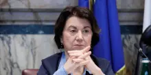 Cyberbullismo, via libera del governo al decreto Roccella: “Passo ulteriore nella tutela dei minori”