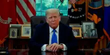 Trump, divieto di ingresso a cittadini di 12 paesi: "Non li vogliamo, tra loro sono i terroristi"