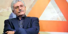 Il siparietto De Luca-D'Alema: “Ci sono voluti 60mila morti per farli uscire dal letargo”