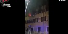 Parma, incendio in un appartamento: madre e figlio salvati in extremis