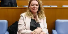 Prato, i guai della sindaca Ilaria Bugetti: così rischia di deflagrare l’inchiesta