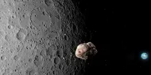 Un gigantesco asteroide potrebbe colpire la Luna nel 2032. Terra a rischio frammenti
