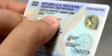 Carta d’identità cartacea in pensione: dal 3 agosto 2026 per l’espatrio vale solo quella elettronica