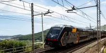 Treni in tilt tra Roma-Napoli e Milano-Bologna, ritardi fino 140 minuti