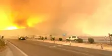 Turchia, gli incendi devastano l'area di Smirne - il video