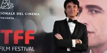 M5s contro Base per la moglie al Film Festival: “Parentopoli”, “Non accetto lezioni di etica”