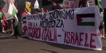 Milano, centinaia di persone al corteo pro Pal: "Stop al gemellaggio con Tel Aviv"