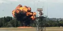 Aereo privato si schianta a Londra Southend: cancellati tutti i voli