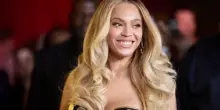 Beyoncé derubata ad Atlanta, sottratta una chiavetta con brani inediti e abiti di lusso